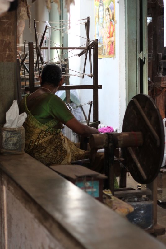India 2010 - Kerala - Kannur - Lokanath Weavers